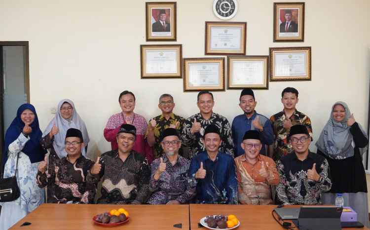 Institut SEBI Terima Kunjungan Yayasan Ummul Quro dan Sampaikan Pengalaman Pengelolaan Perguruan Tinggi